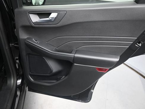 Used 2025 Ford Escape Platinum AWD/4WD image 20