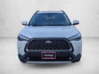 Used 2022 Toyota Corolla Cross XLE video 2