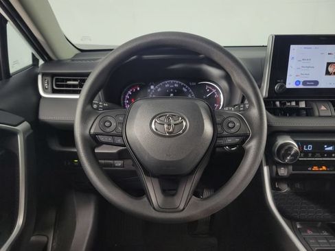 Used 2025 Toyota RAV4 XLE w/ Convenience Package FWD image 22