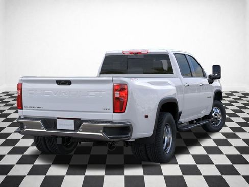 New 2026 Chevrolet Silverado 3500 LTZ AWD/4WD image 4