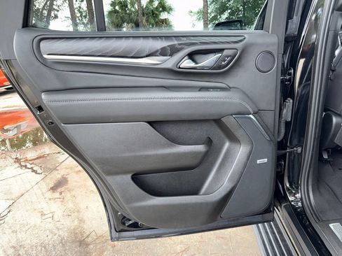 Used 2023 GMC Yukon Denali w/ Denali Reserve Package AWD/4WD image 29