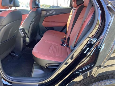 New 2026 Kia Sportage SX image 9
