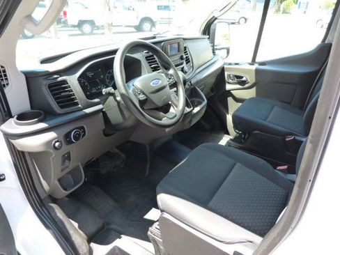 Used 2024 Ford Transit 250 Low Roof w/ Exterior Upgrade Package RWD image 28