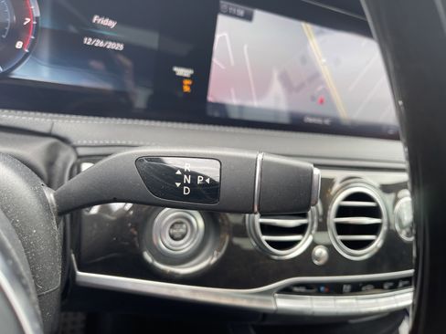 Certified 2019 Mercedes-Benz S 560 Sedan image 26