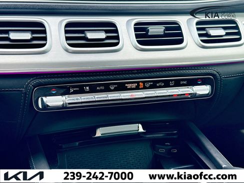 Used 2024 Mercedes-Benz GLE 53 AMG 4MATIC Coupe w/ AMG Night Package image 34