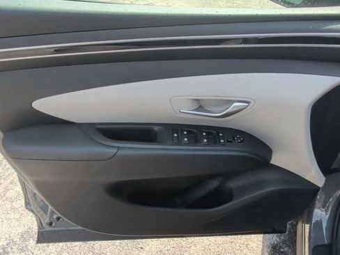 Used 2024 Hyundai Tucson SE FWD image 23