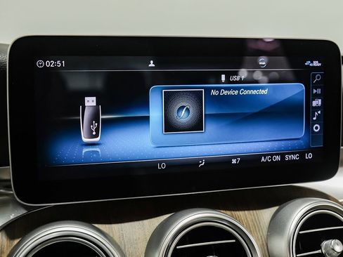 Used 2021 Mercedes-Benz C 300 4MATIC Sedan image 26