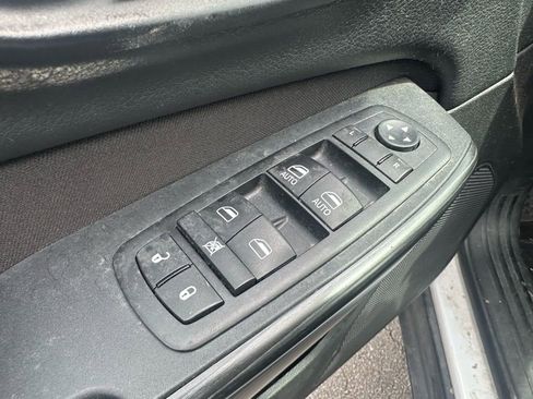 Used 2015 Jeep Cherokee Latitude image 27