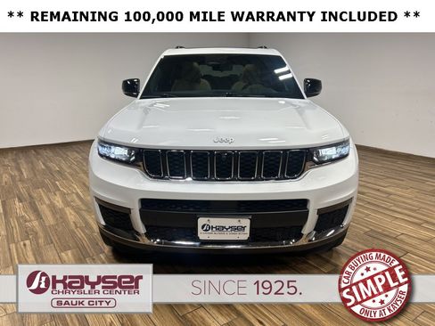 Certified 2024 Jeep Grand Cherokee L Limited w/ Luxury Tech Group II image 3