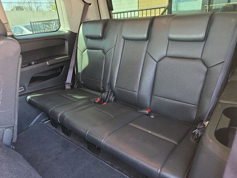 Used 2010 Honda Pilot Touring image 24