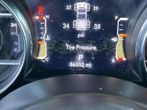 Used 2023 Jeep Gladiator Mojave w/ Cold Weather Group AWD/4WD image 27