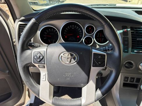 Used 2016 Toyota Sequoia Limited w/ Safety & Convenience Package AWD/4WD image 19