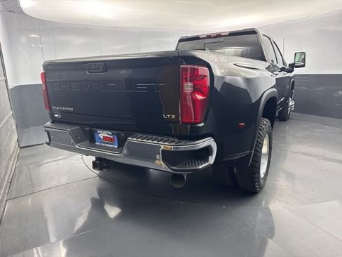 Used 2024 Chevrolet Silverado 3500 LTZ w/ LTZ Convenience Package image 6