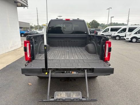 Used 2023 Ford F250 Lariat w/ Lariat Ultimate Package image 38