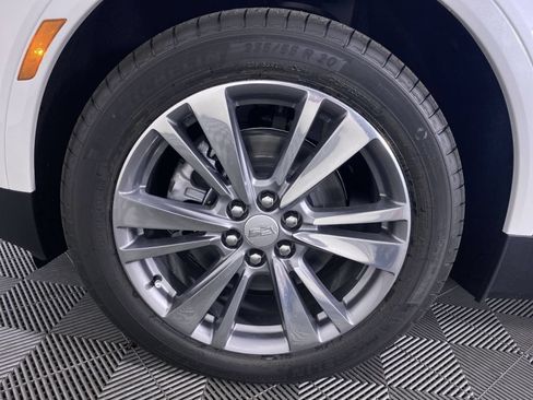 New 2026 Cadillac XT5 Premium Luxury w/ Driver Assist Package AWD/4WD image 17