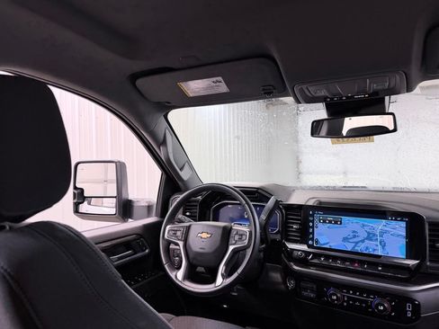 Used 2025 Chevrolet Silverado 3500 LT w/ Safety Package AWD/4WD image 27