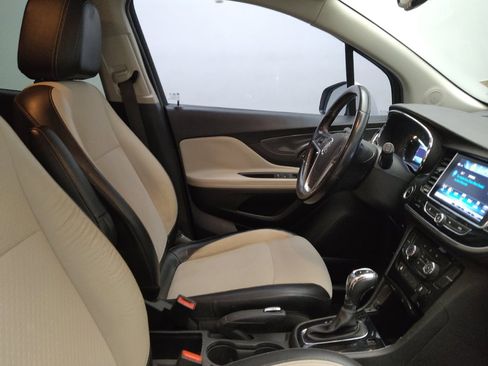 Used 2019 Buick Encore Preferred image 21