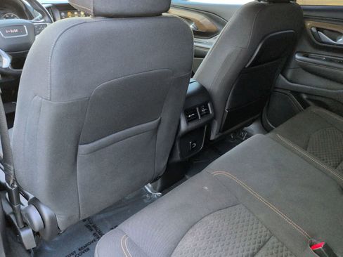 Used 2018 GMC Terrain SLE AWD/4WD image 18