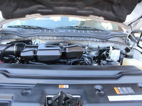 Used 2017 Ford F250 XL w/ Power Equipment Group image 24