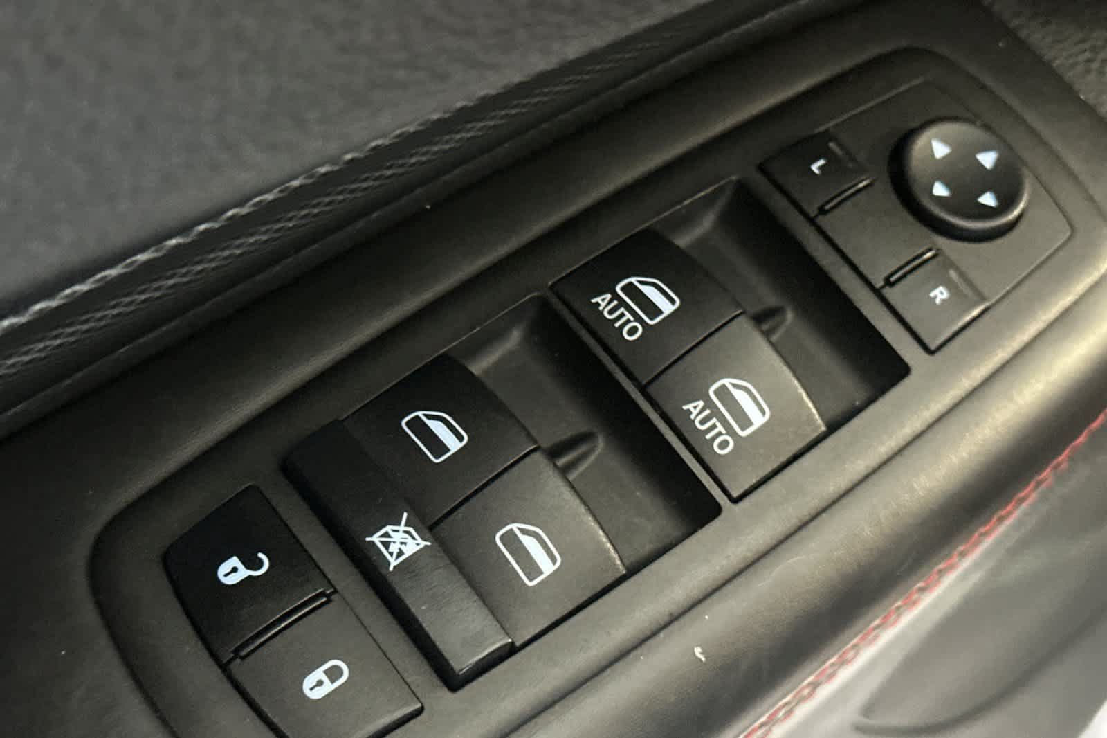 Used 2023 Dodge Durango R/T AWD/4WD image 14