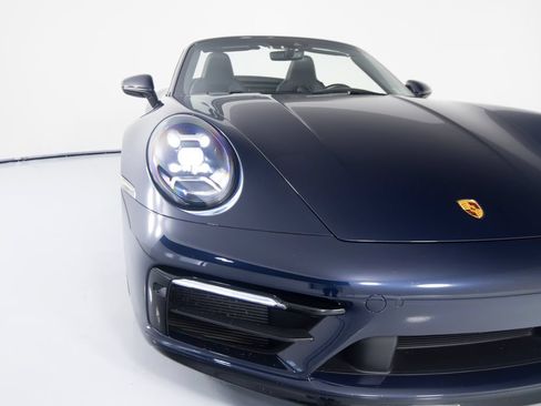 Certified 2022 Porsche 911 Carrera S RWD image 40