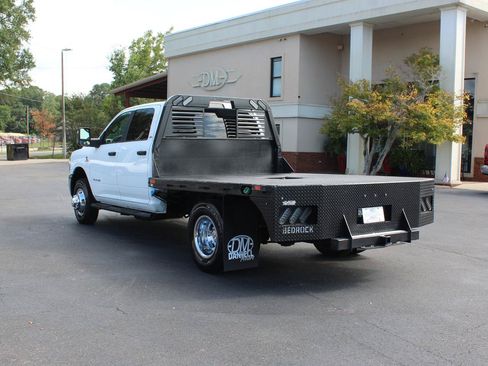 Used 2024 RAM 3500 SLT w/ Quick Order Package 2YG SLT AWD/4WD image 11