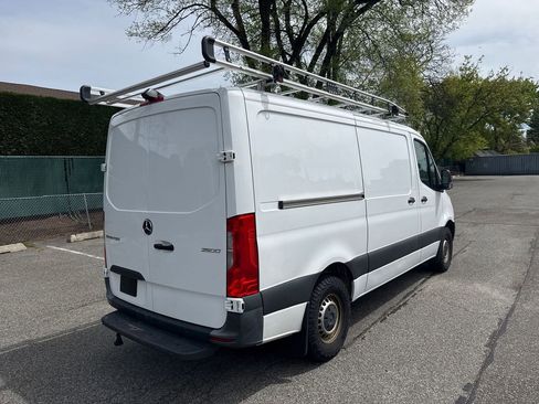 Used 2023 Mercedes-Benz Sprinter 2500 image 6