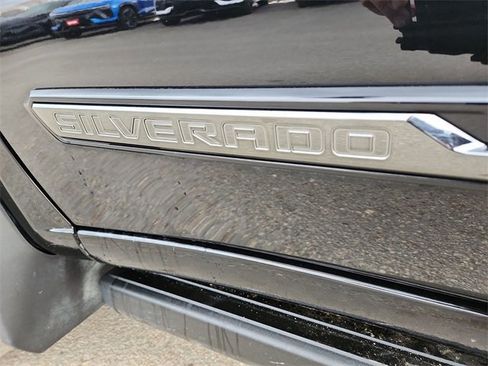 Certified 2024 Chevrolet Silverado 1500 High Country w/ Midnight Edition image 32