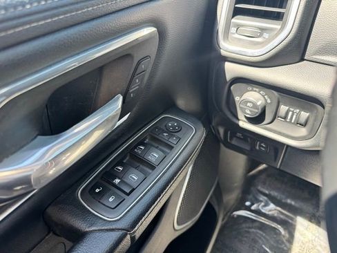 Used 2022 RAM 1500 Laramie AWD/4WD image 28