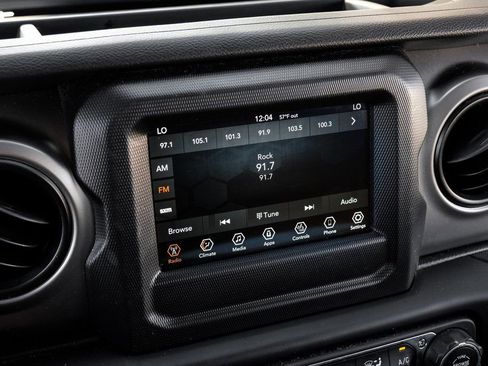 Used 2021 Jeep Wrangler Unlimited Sport image 6