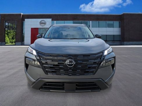 New 2026 Nissan Rogue SV FWD image 8