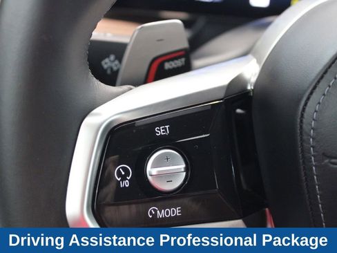 Used 2023 BMW 760i xDrive image 23