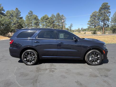 Used 2024 Dodge Durango GT AWD/4WD image 7