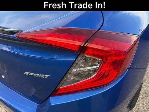 Used 2019 Honda Civic Sport image 10