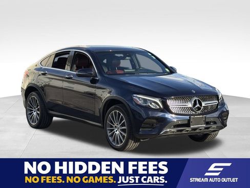 Used 2019 Mercedes-Benz GLC 300 4MATIC Coupe image 1