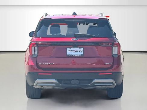 Used 2025 Ford Explorer Platinum w/ LUX Leather Package AWD/4WD image 6