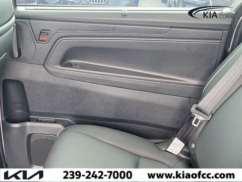 Used 2025 Honda Odyssey Elite image 17