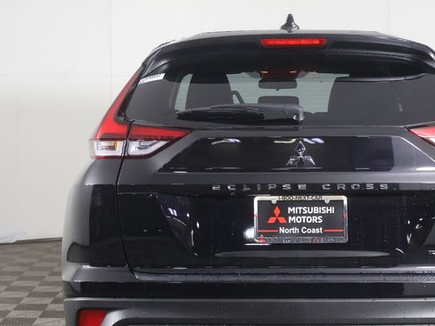 New 2026 Mitsubishi Eclipse Cross LE AWD/4WD image 12