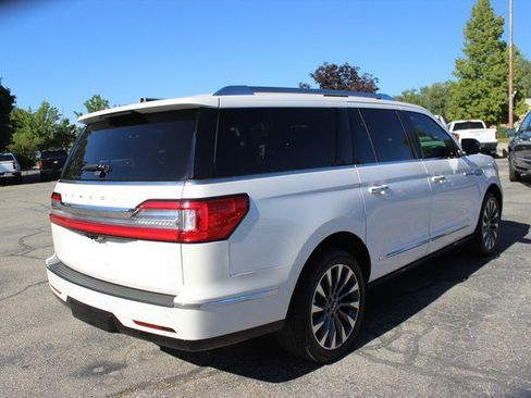 Used 2019 Lincoln Navigator L Select AWD/4WD image 15