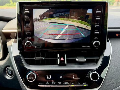 Used 2021 Toyota Corolla SE FWD image 30