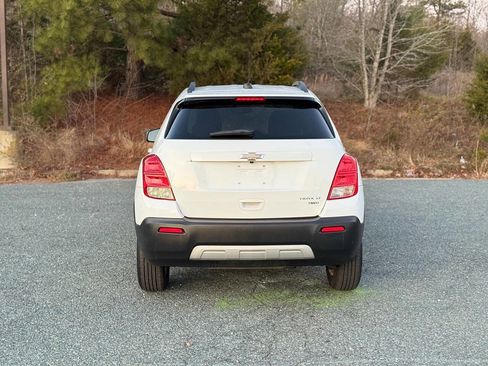 Used 2016 Chevrolet Trax LT image 14