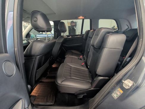 Used 2016 Mercedes-Benz GL 450 4MATIC image 12