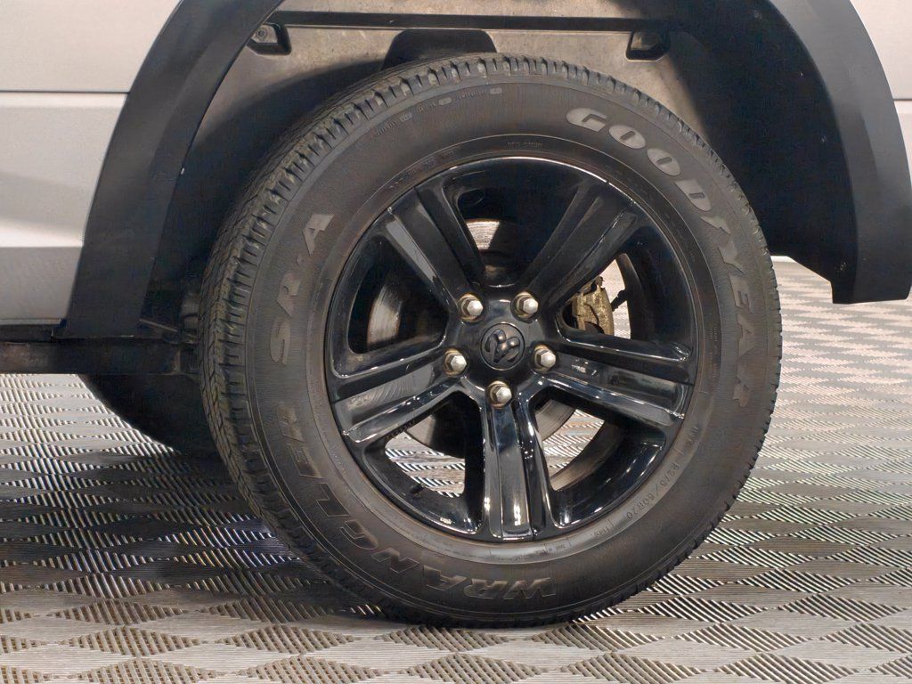 Used 2024 RAM 1500 Warlock AWD/4WD image 48