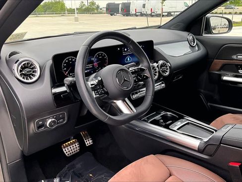 Used 2025 Mercedes-Benz GLA 250 image 16