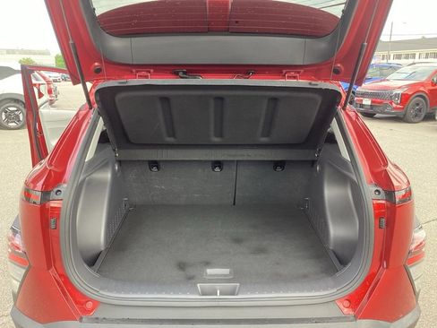 Used 2024 Hyundai Kona SEL AWD/4WD image 8
