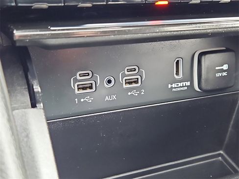 Used 2023 Jeep Grand Cherokee 4WD 4xe image 19