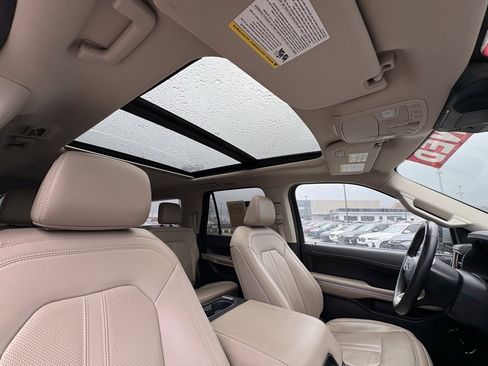 Used 2024 Ford Expedition Max Limited image 31
