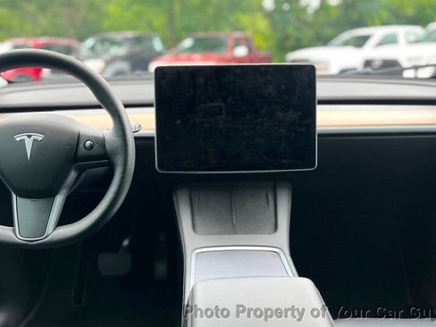 Used 2023 Tesla Model Y Long Range AWD/4WD image 19
