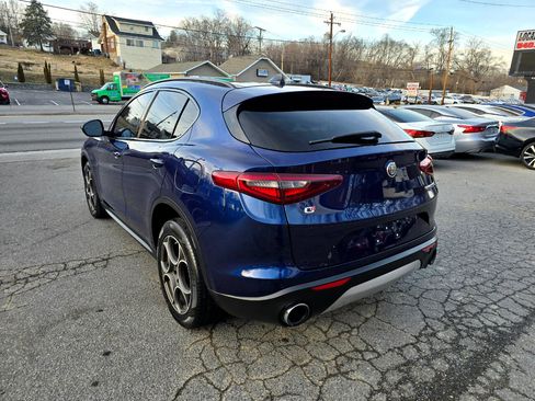 Used 2018 Alfa Romeo Stelvio Sport w/ Quick Order Package 22J Sport image 7