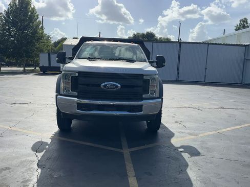 Used 2017 Ford F450 XL w/ Power Equipment Group RWD image 2